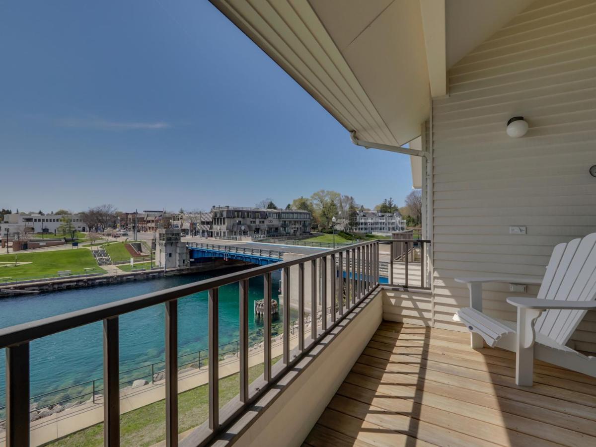 359 Edgewater Inn Charlevoix Zewnętrze zdjęcie